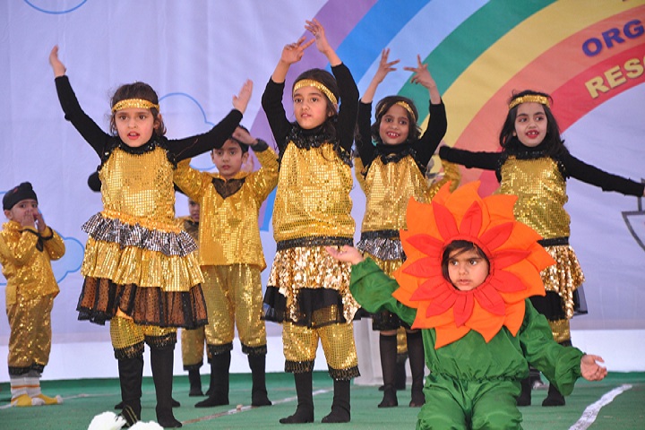 Baba Banda Bahadur Public School-dance
