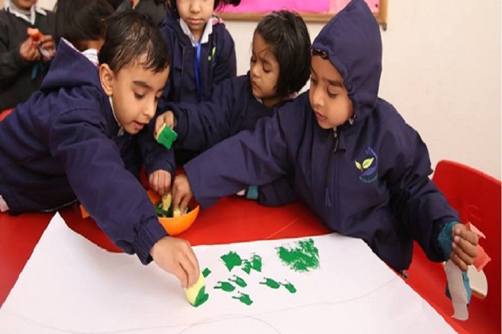 Bharat Ram Global School- Art and craft