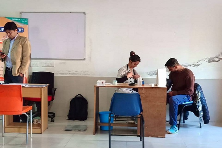 Brilliance World School- health checkup
