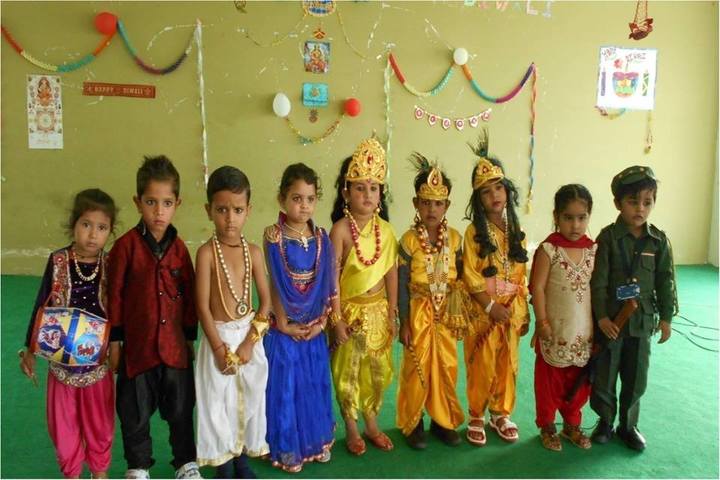 C S International School-Fancy Dress