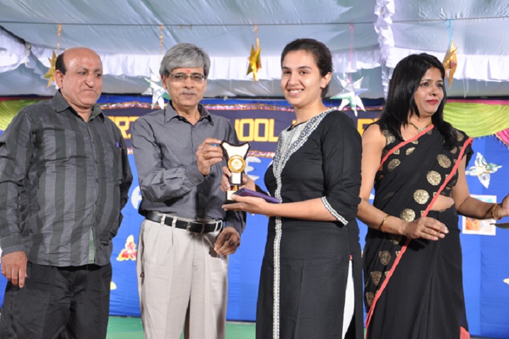 Cambridge School-Prize Distribution