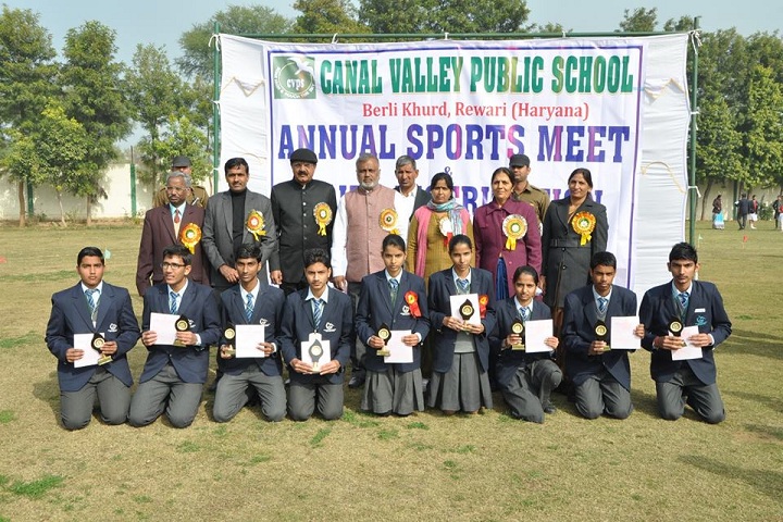 Canal Valley Public School-prizes2
