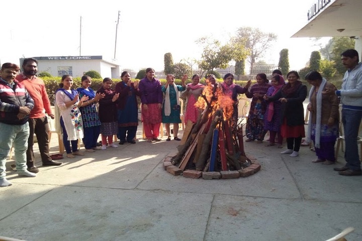 Children Memorial Dav Public School-Lohri-Celebrations