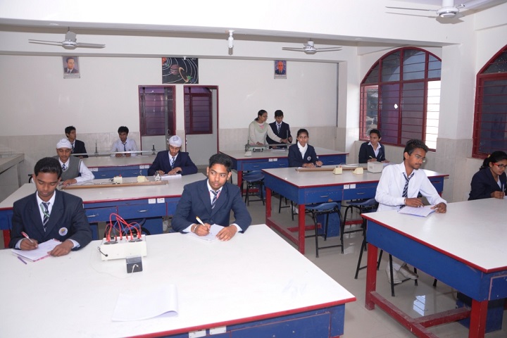 Children Memorial Dav Public School-Science lab