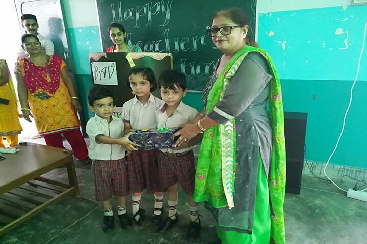 D A V Public School-Childrens Day