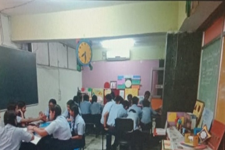 D C Model Senior Secondary School-Maths Lab