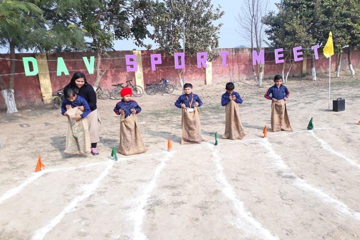 DAV Centenary Public School-Games