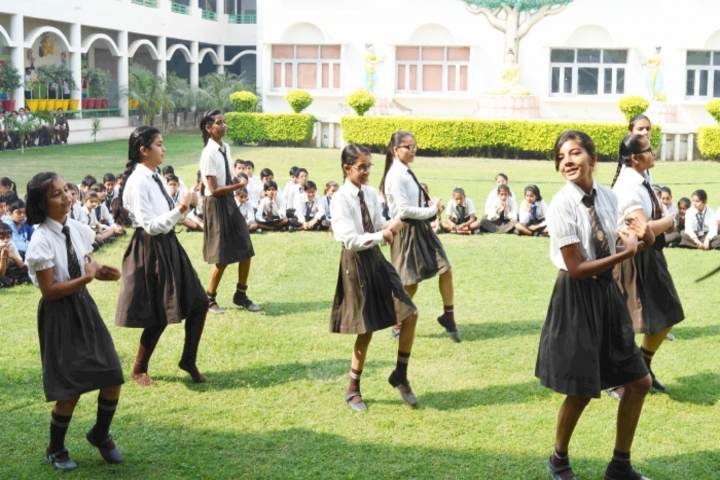 Daffodils Public School-Dance