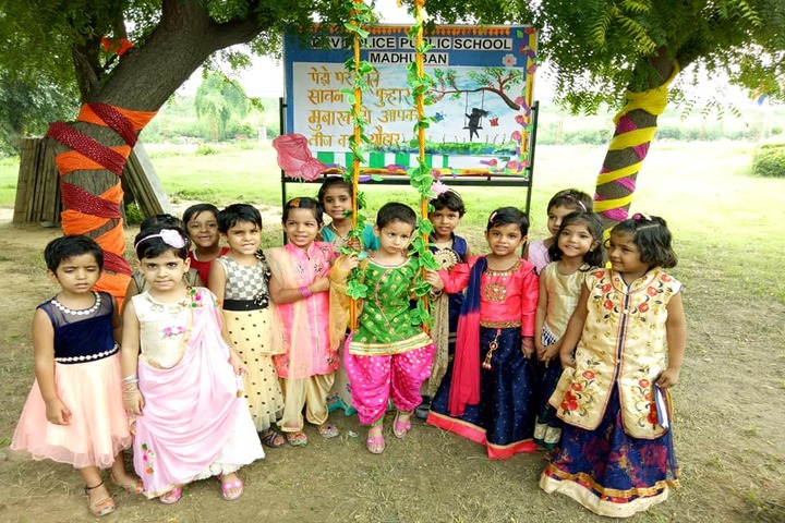Dav Police Public School-Fancy Dress