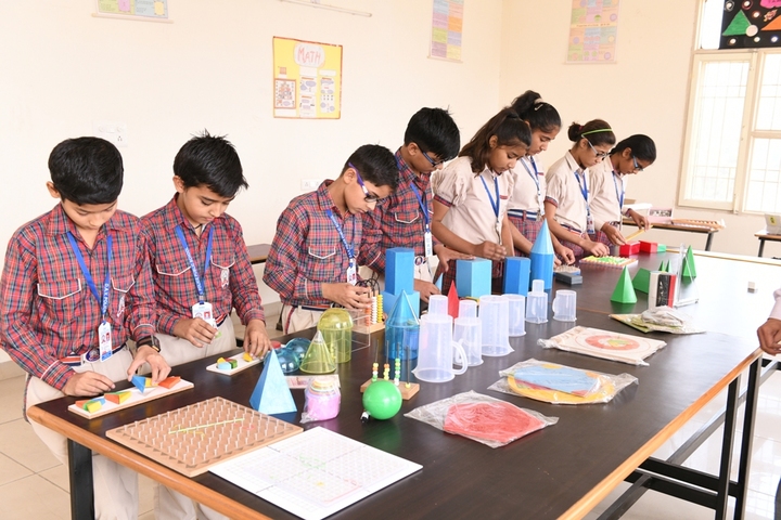 Dav Police Public School-Maths Lab