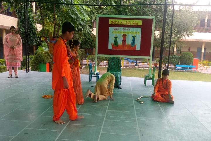 Dav Senior Secondary Public School-Drama
