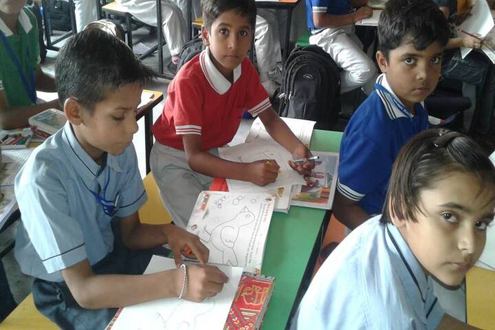 Delhi Heritage International School-Class Room