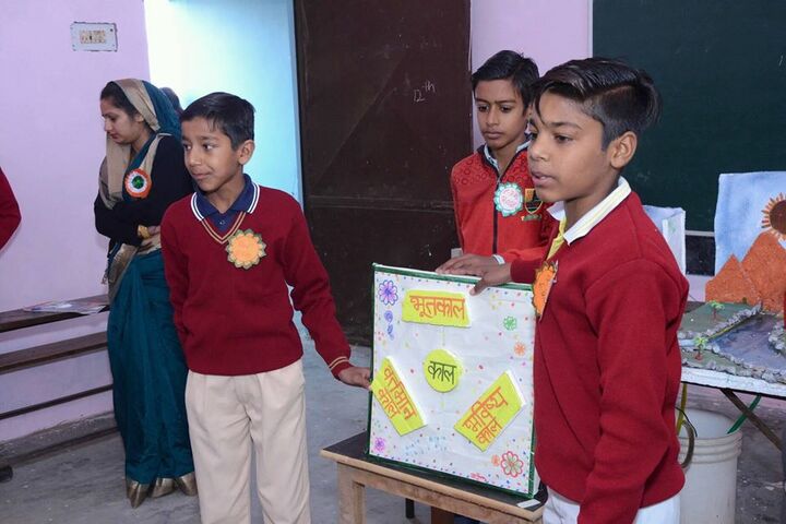 Dronacharya Senior Secondary School-School Exhibition