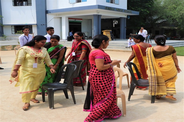 Eureka Public School-Musical Chairs
