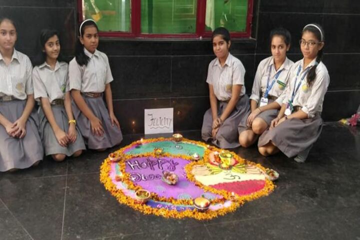 Euro Inertnational School-Rangoli
