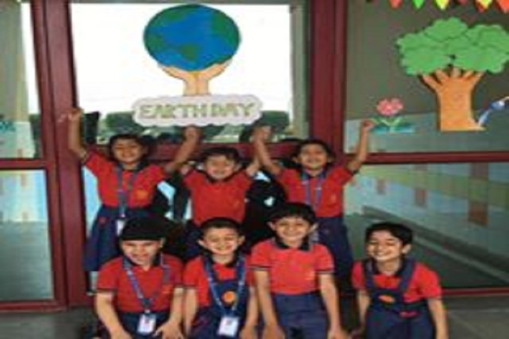 Euro Inertnational School-Earth Day