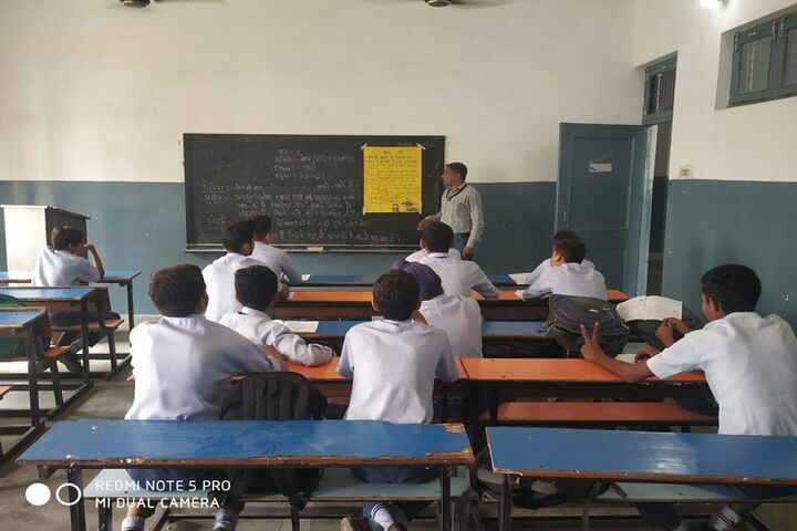 G B S Public School-Classroom