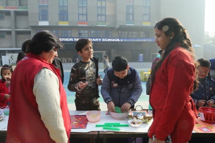 Gbn School-Campus-View front with students