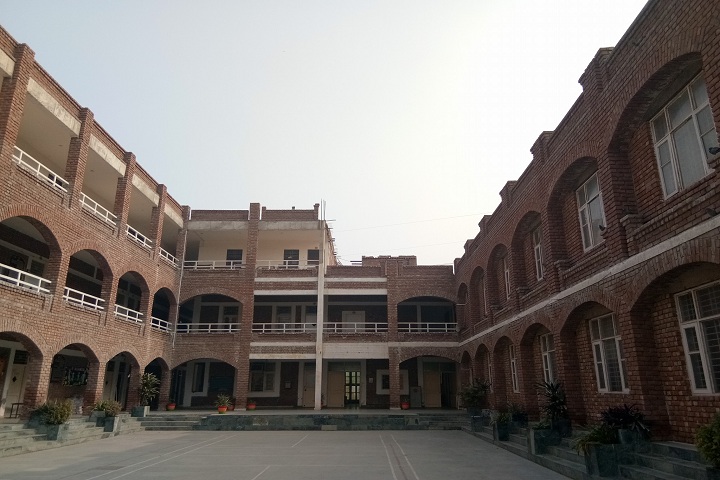 Geeta Vidya Mandir Public School-Campus-View inside