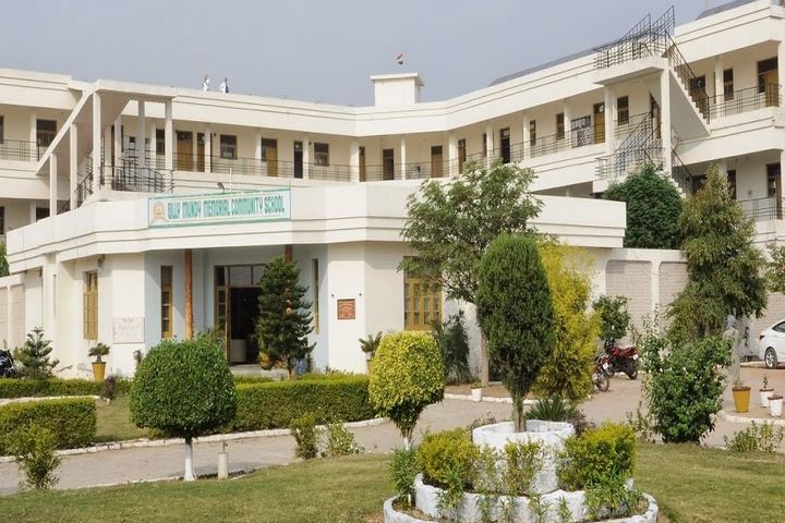 Gilly Mundy Memorial Community School-Campus View