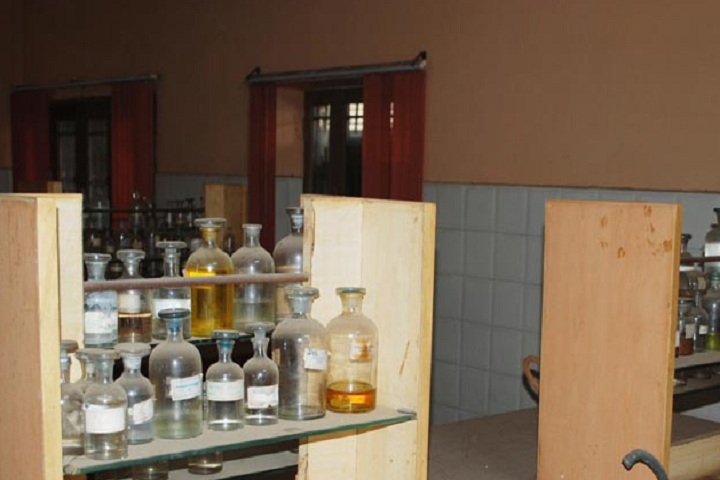 Gita Bal Niketan Senior Secondary School-Laboratory Chemistry