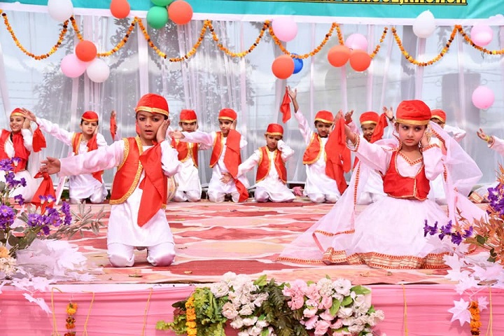 Green Fields Public School-Dance