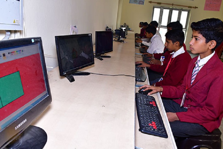 Green Valley Senior Secondary School-IT-Lab