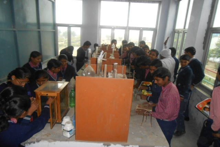 Gulab Public School-Science Lab