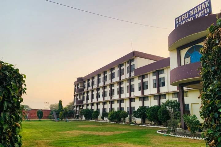 Guru Nanak Academy-Campus