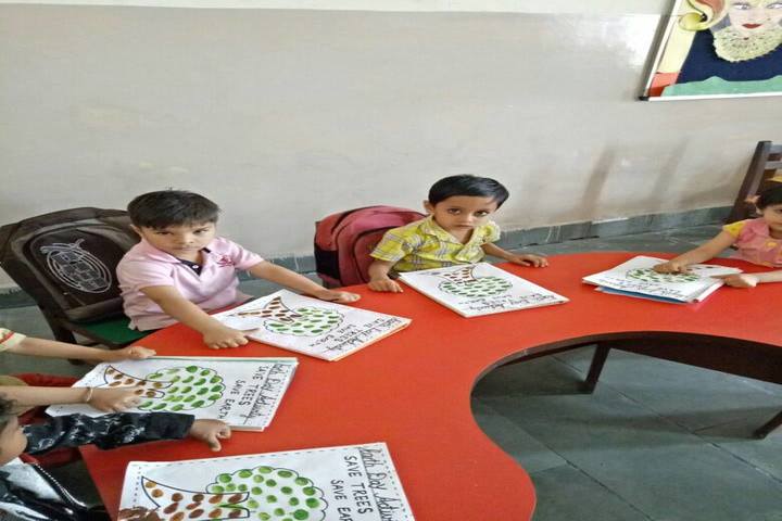 Guru Teg Bahadur Khalsa Public School-Art room