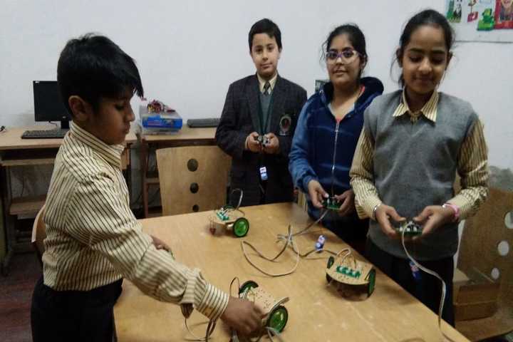 Gurugram Public School-Robotics