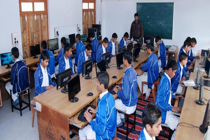 Gurukul High School-Computer Lab