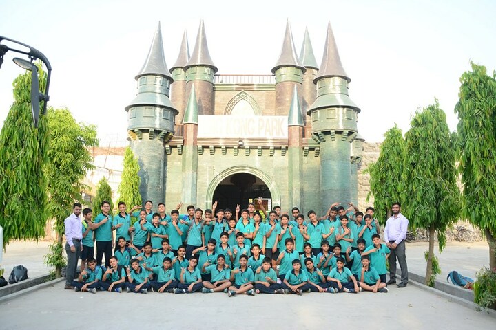 The Gurukul-Tour