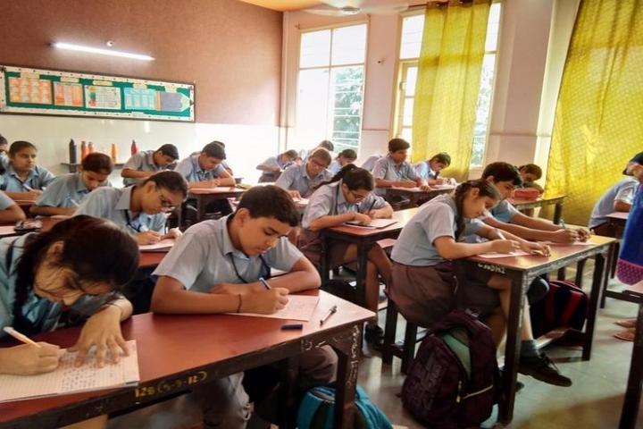 Gyan Devi School-Classroom
