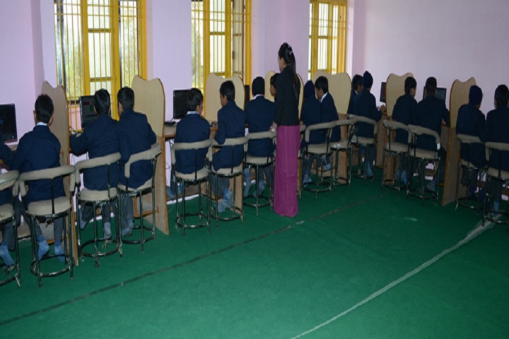H D Public School-Computer Lab