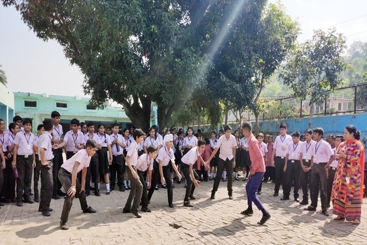 Hallmark Public School-Games