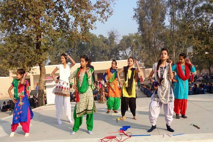 Hari Singh Public School-Dance