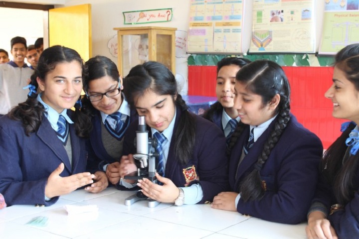 Holy Child School-Lab