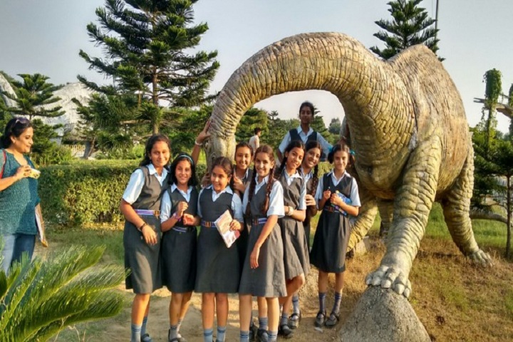 Holy Child School-Trip