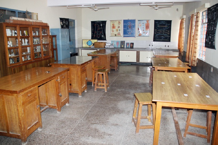 Holy Child Sec School-Lab