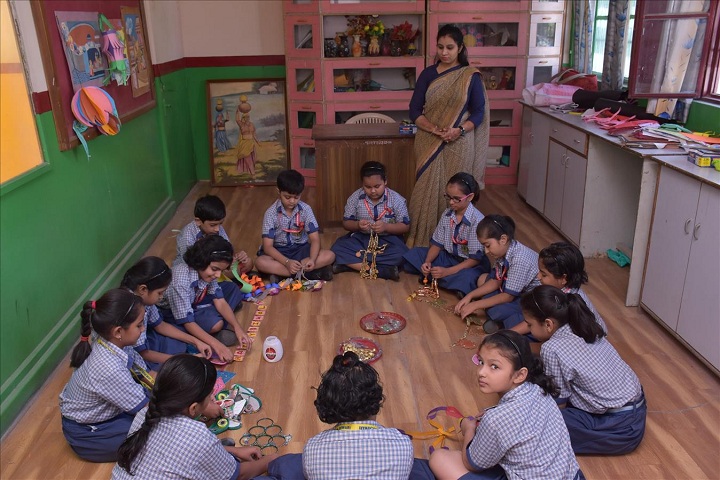Jain Public School-Art and Craft Room