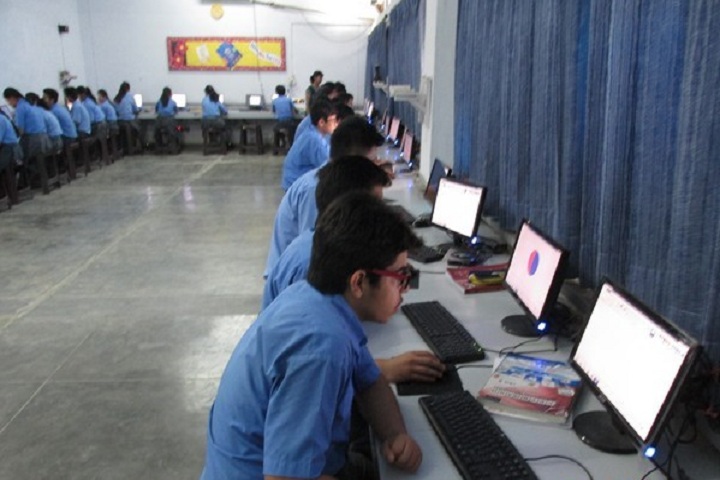 Jankidas Kapur Public School-Computer Lab