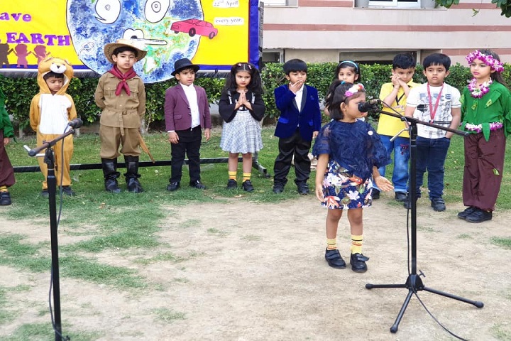 K R Mangalam World School-Singing
