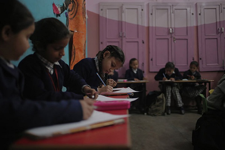 Amatir Kanya Gurukul-Classroom