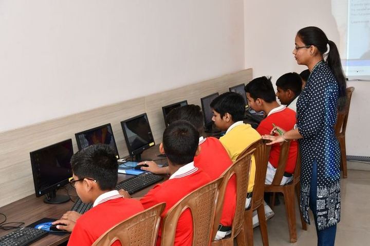 Karan Public School-Computer Lab