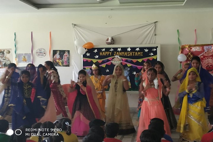 Karan Public School-Janmashtami