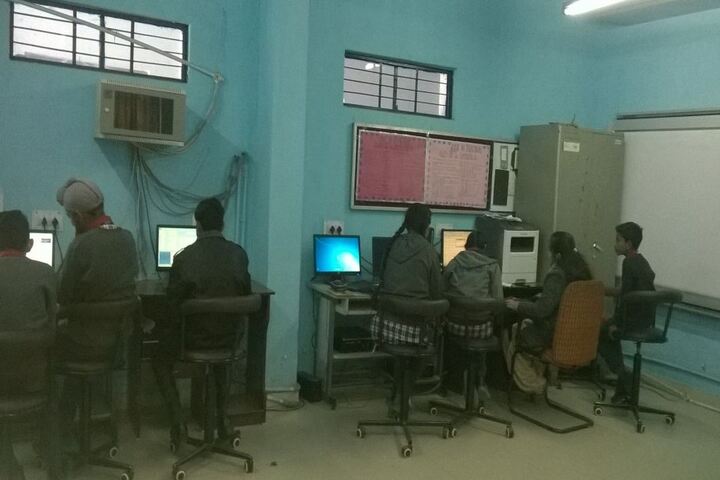 Kendriya Vidyalaya No 2-Computer Lab