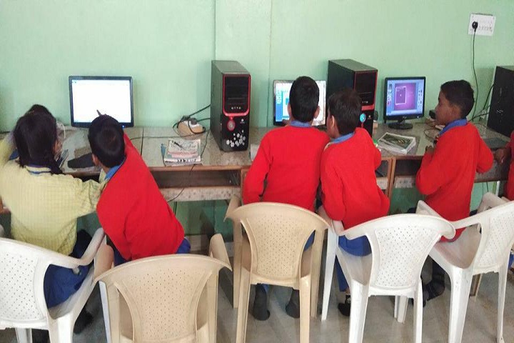 Laxmi Senior Secondary School-ComputerLab
