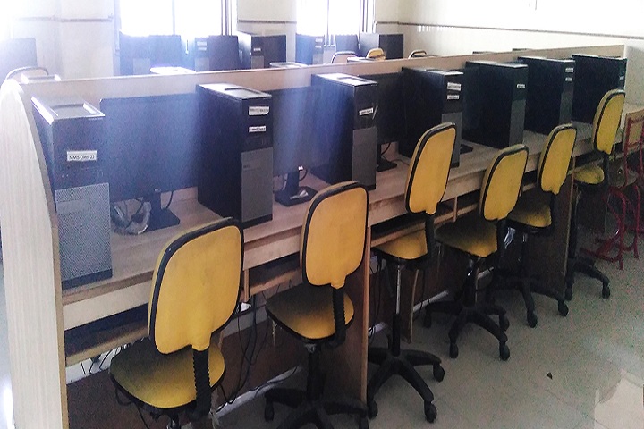 Maharishi Markandeshwar International School-ComputerLab