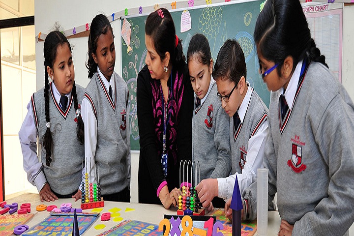 MM International School-Laboratory